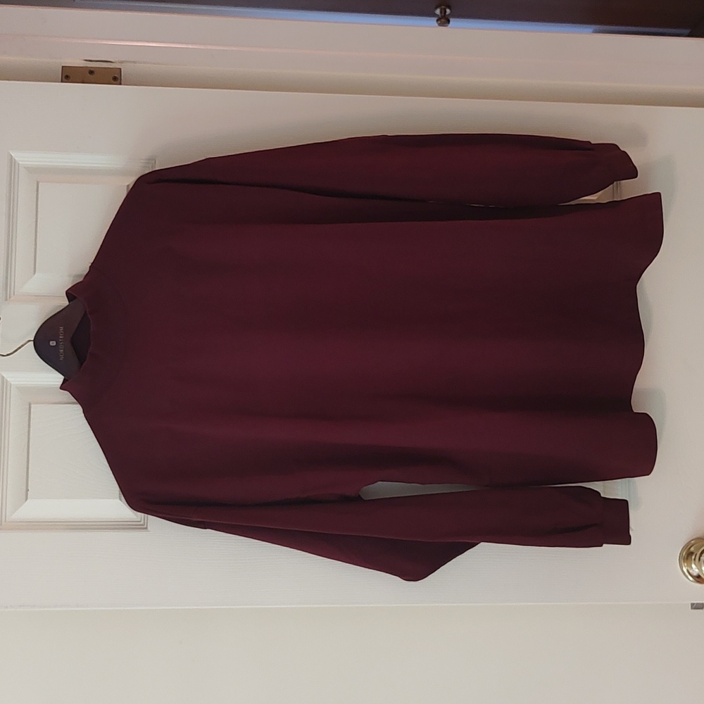 Eddie Bauer mock neck long sleeve shirt. New. Size large.